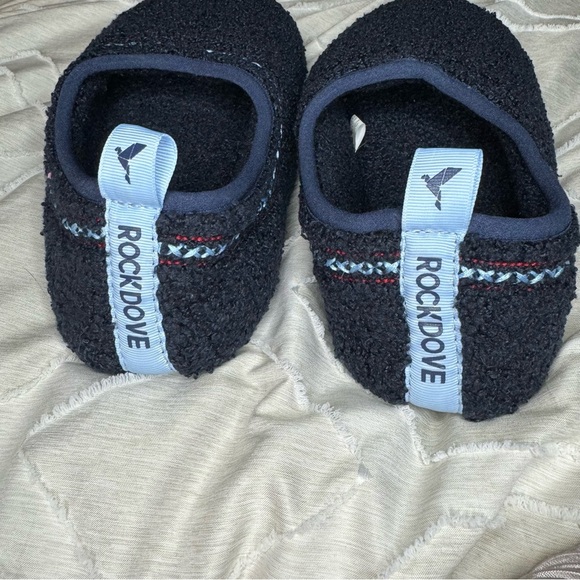 Rock dove navy blue slippers size 7 NWOT - Picture 4 of 4